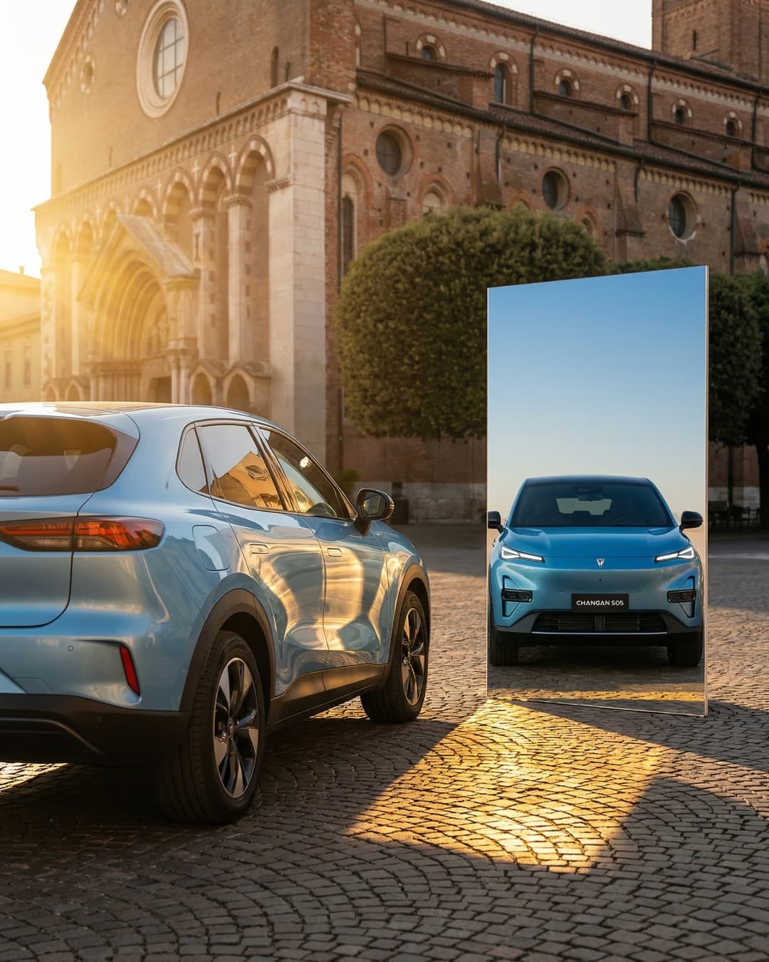 Changan Deepal S05 - dettaglio dei fari LED anteriori