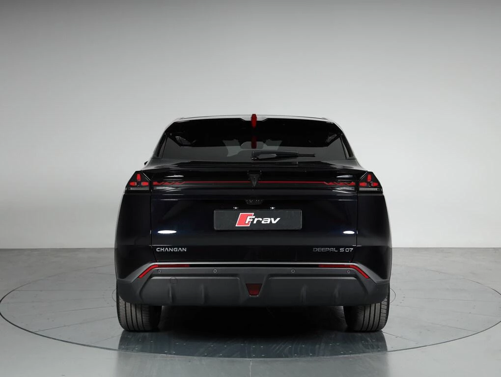 Changan Deepal S07 79,97 kWh - Eclipse Black - foto 5