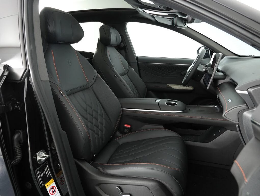 Changan Deepal S07 79,97 kWh - Eclipse Black - foto 9