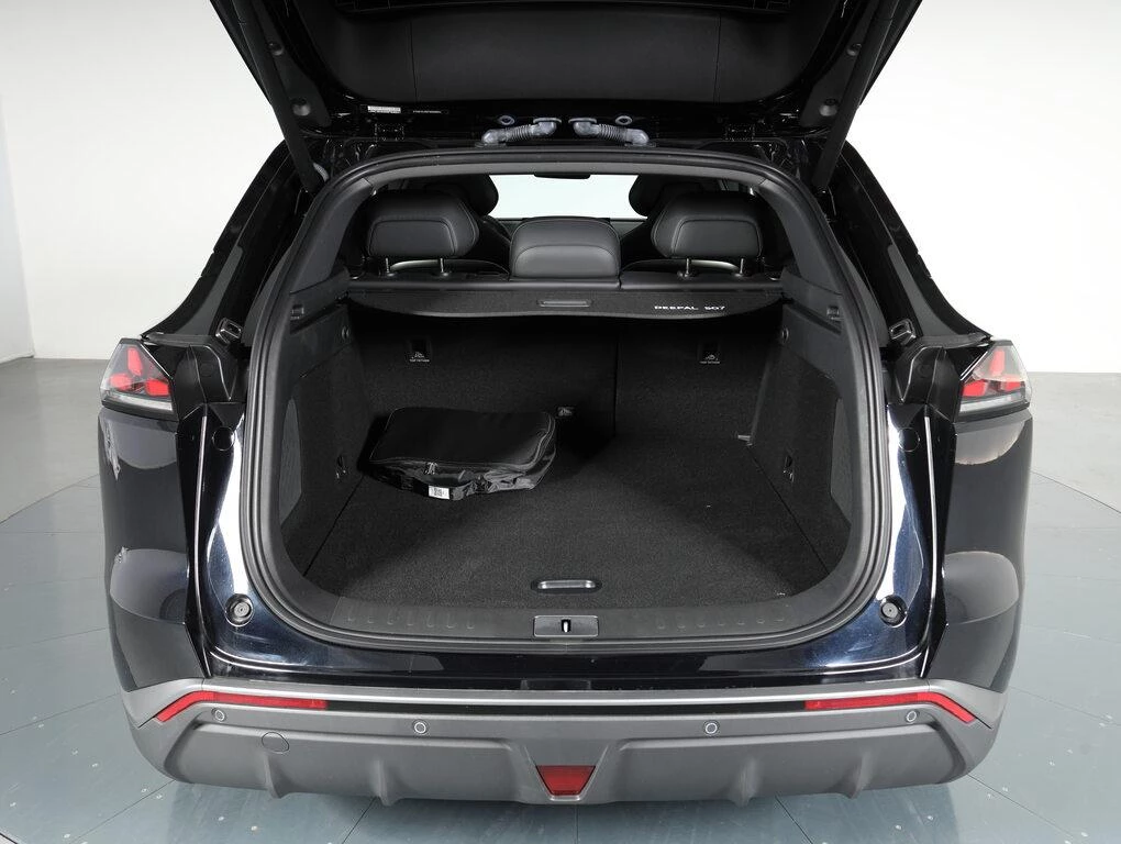 Changan Deepal S07 79,97 kWh - Eclipse Black - foto 13